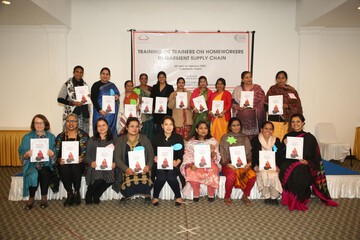building-capacities-homeworkers-garment-supply-chains-hnsa-launches-comprehensive-02